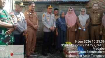 Wujud Kepedulian Polri, Kapolres Aceh Tenggara Salurkan Bantuan Kapolda Aceh kepada Warga Desa Mendabe